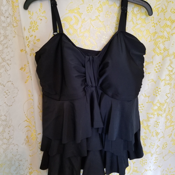 Catalina Other - Catalina Swim Top Plus Size 3X 22-24W